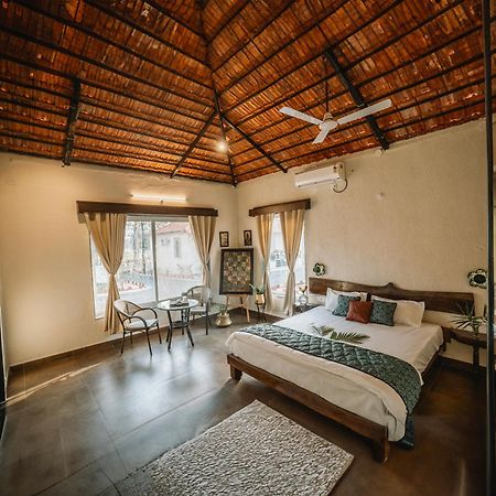 Palash The Jungle Resort Gondia ภายนอก รูปภาพ