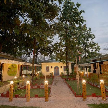 Palash The Jungle Resort Gondia ภายนอก รูปภาพ