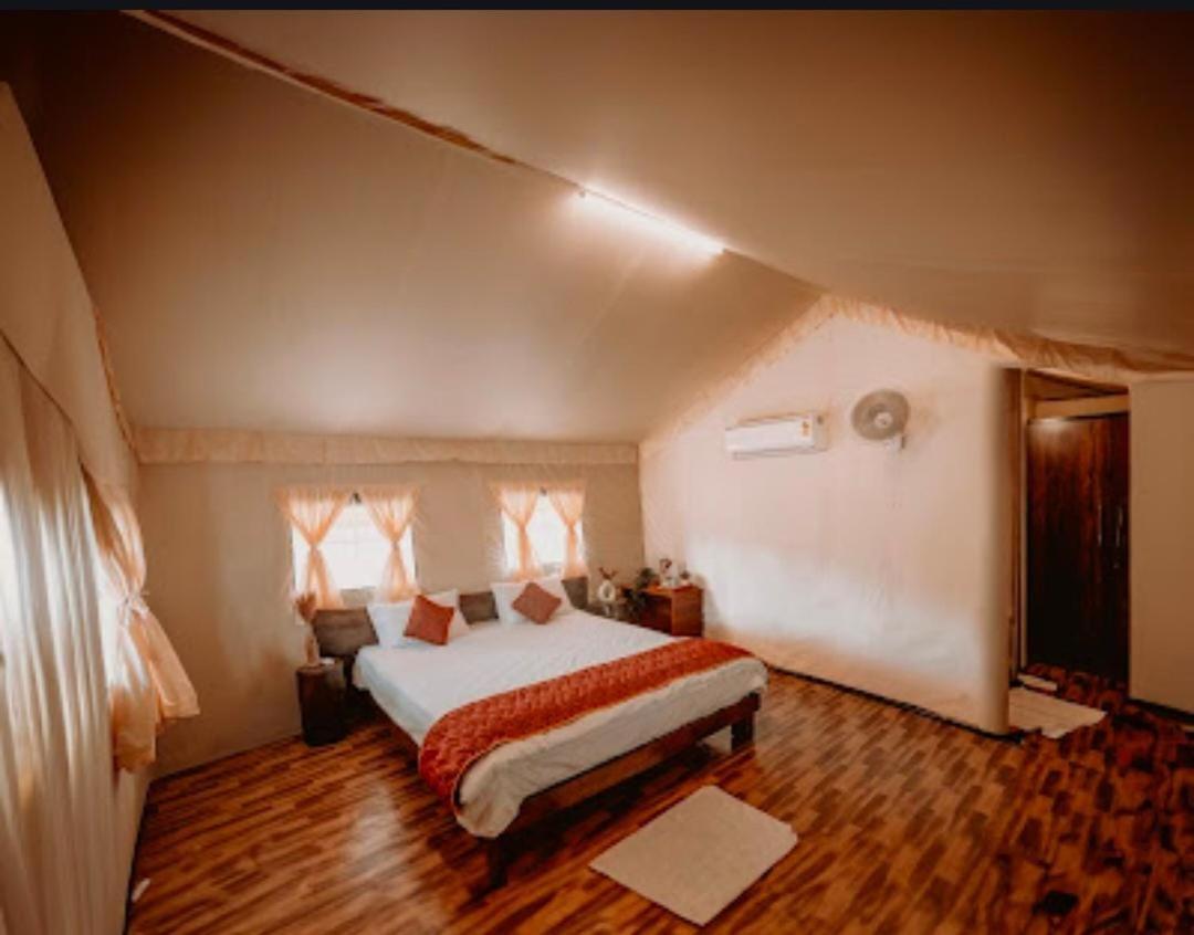 Palash The Jungle Resort Gondia ภายนอก รูปภาพ