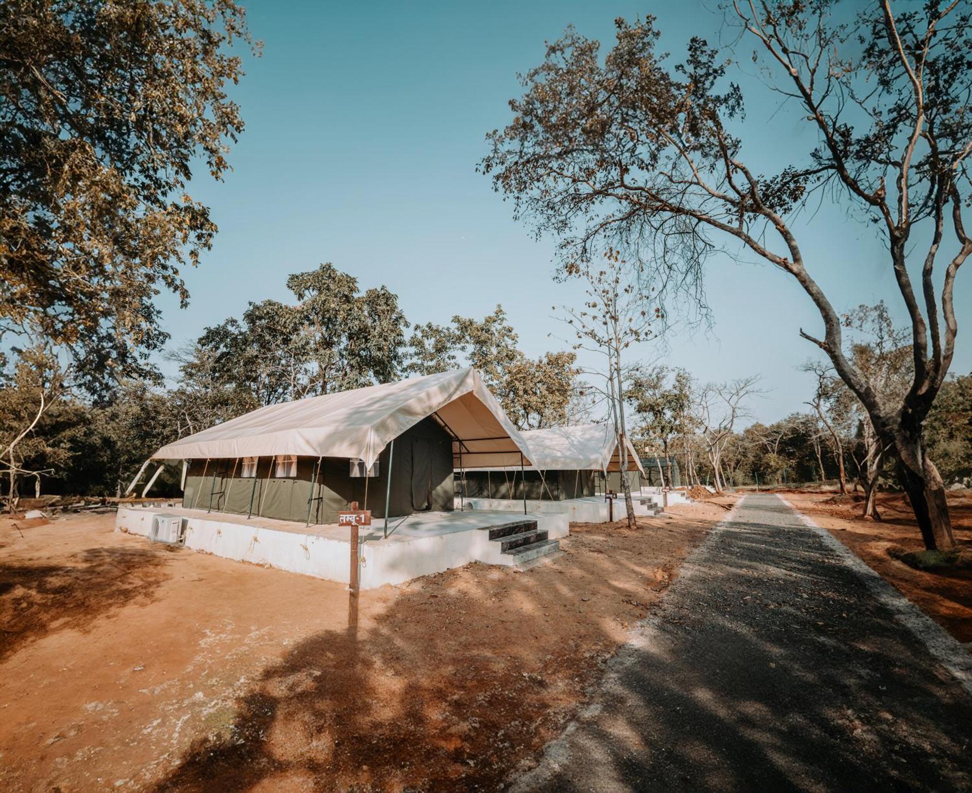 Palash The Jungle Resort Gondia ภายนอก รูปภาพ