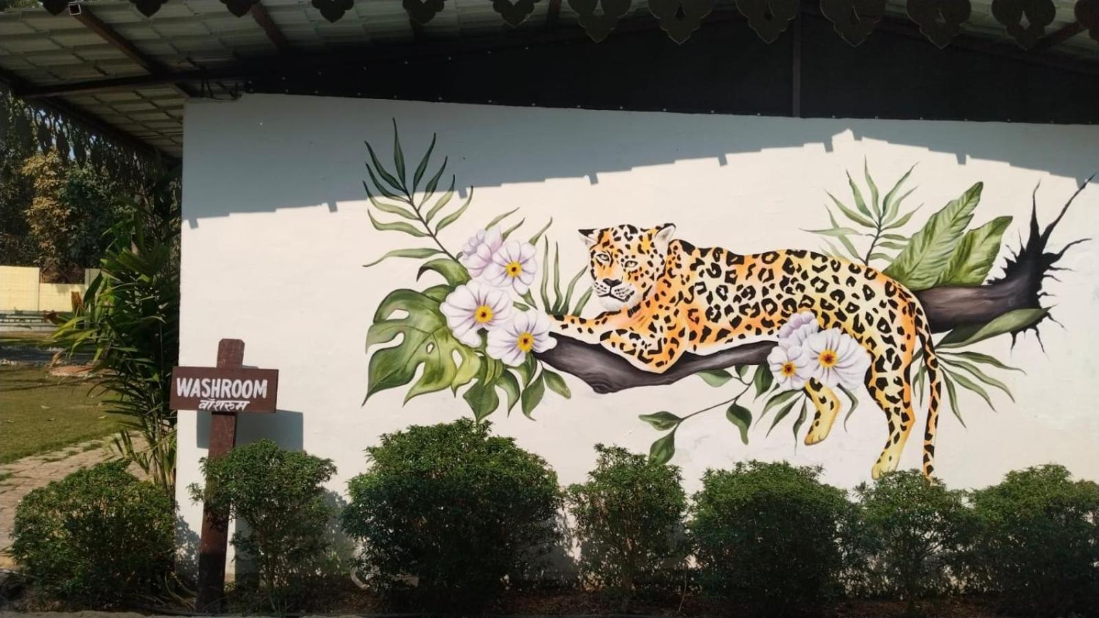 Palash The Jungle Resort Gondia ภายนอก รูปภาพ